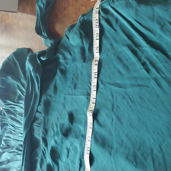 Petal & Pup Green Midi Dress - Picture 14 of 14